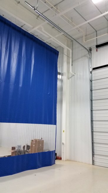 industrial-roller-curtain-partition-wall