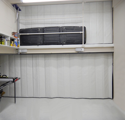 insulated-garage-divider-curtain