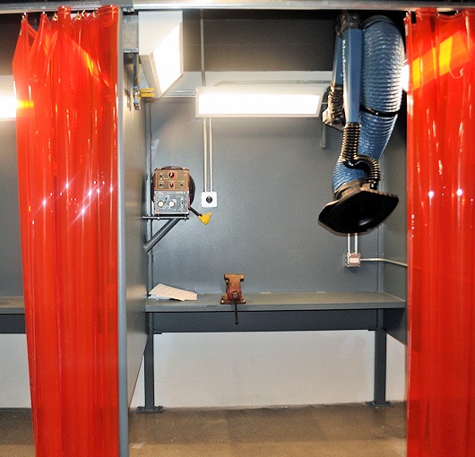 welding cubicle curtains