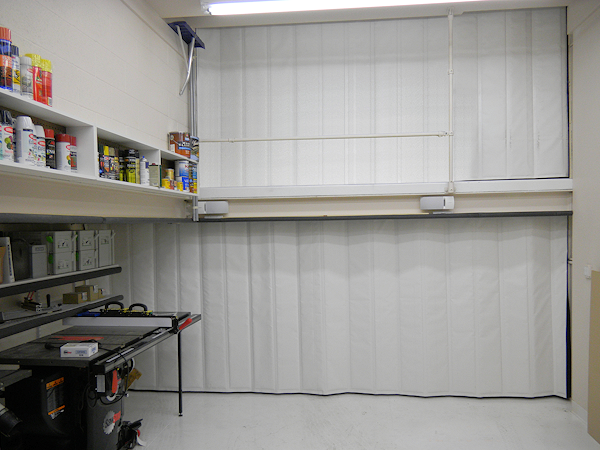 accordion-insulated-garage-curtain