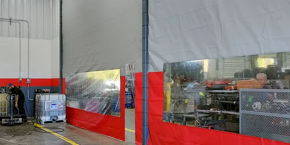 divide-warehouse-floor-space-curtain divide-warehouse-floor-space-curtain
