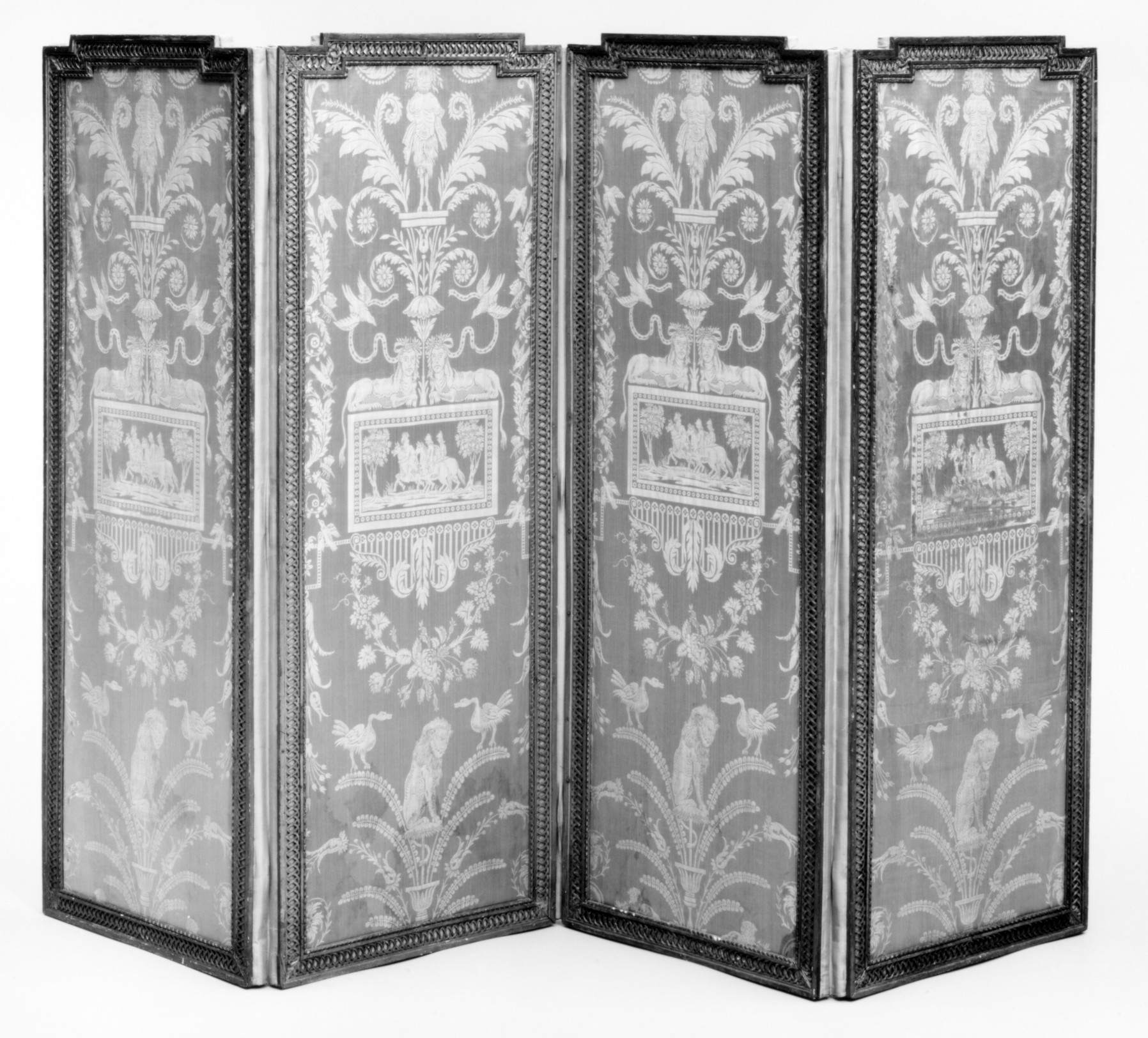 Four-leaf_folding_screen_(Paravent)_MET_190627