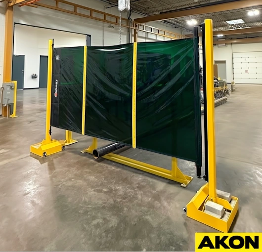 portable-welding-screen-that-folds-up